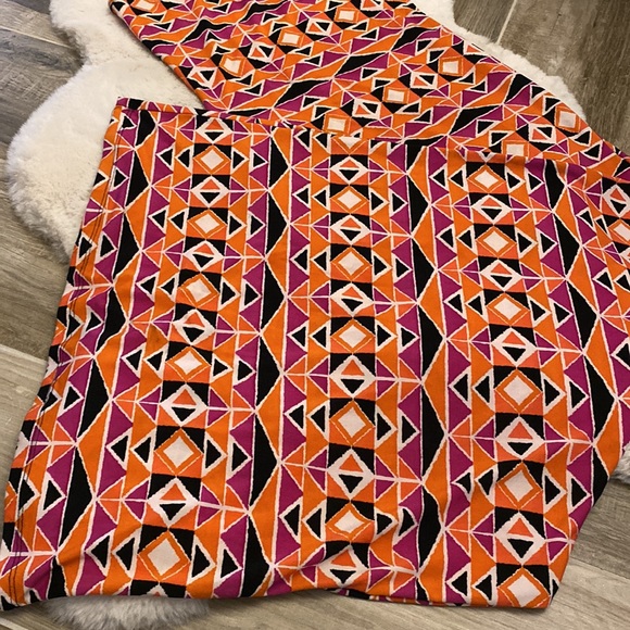 Geometric Maxi Racerback - Picture 3 of 8